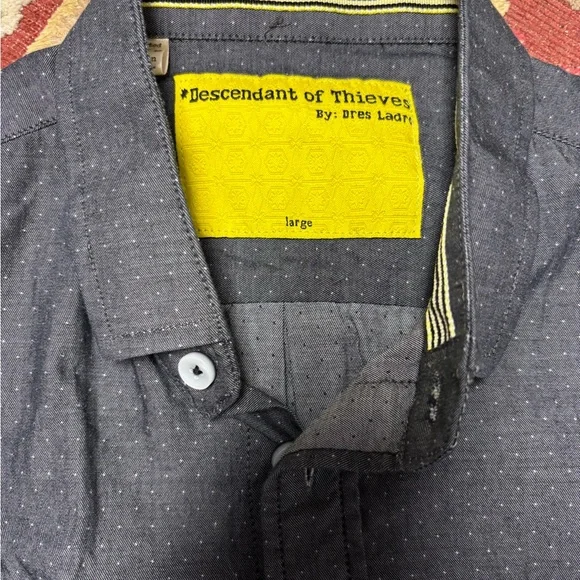 Gray Casual Button Down Shirt with Lightweight Fabric - Picture 2 of 8